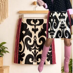 🛍️ WHITE HOUSE BLACK MARKET Ikat tapestry Black Pink embroidered Midi skirt Med